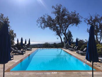 resort pool